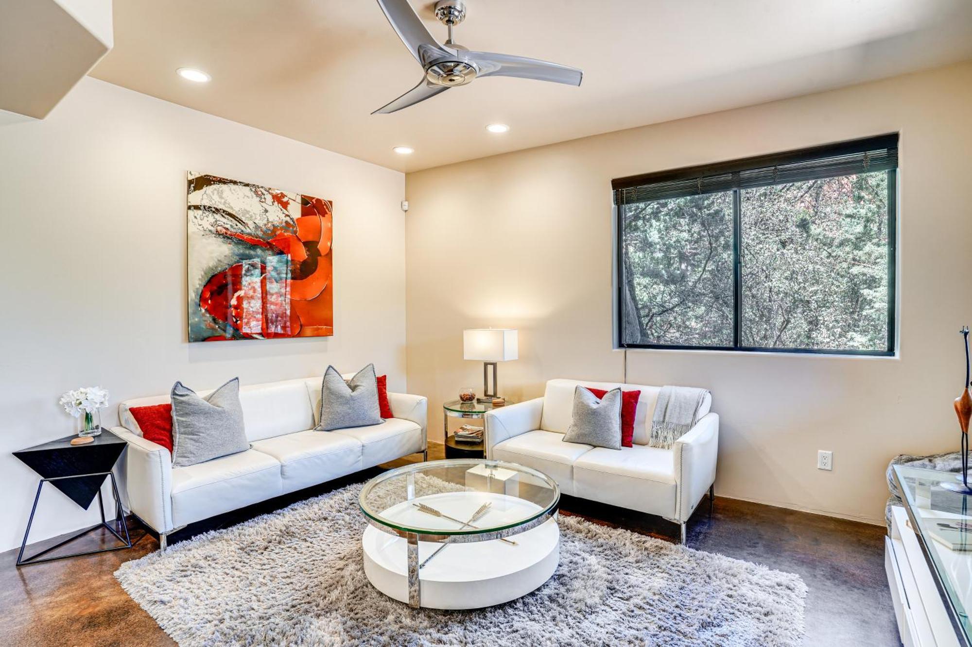 דירות Sedona Couples Retreat With Patio Walk To Trails! מראה חיצוני תמונה